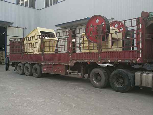 山西全自動(dòng)移動(dòng)破碎機(jī)設(shè)備